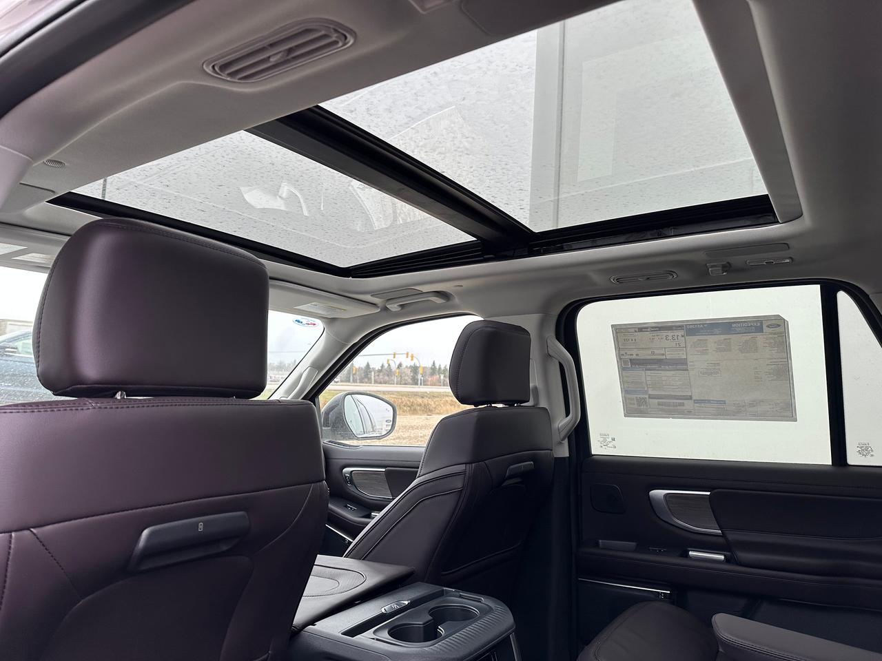 2025 Ford Expedition PLATINUM MAX 4x4 600A Photo5