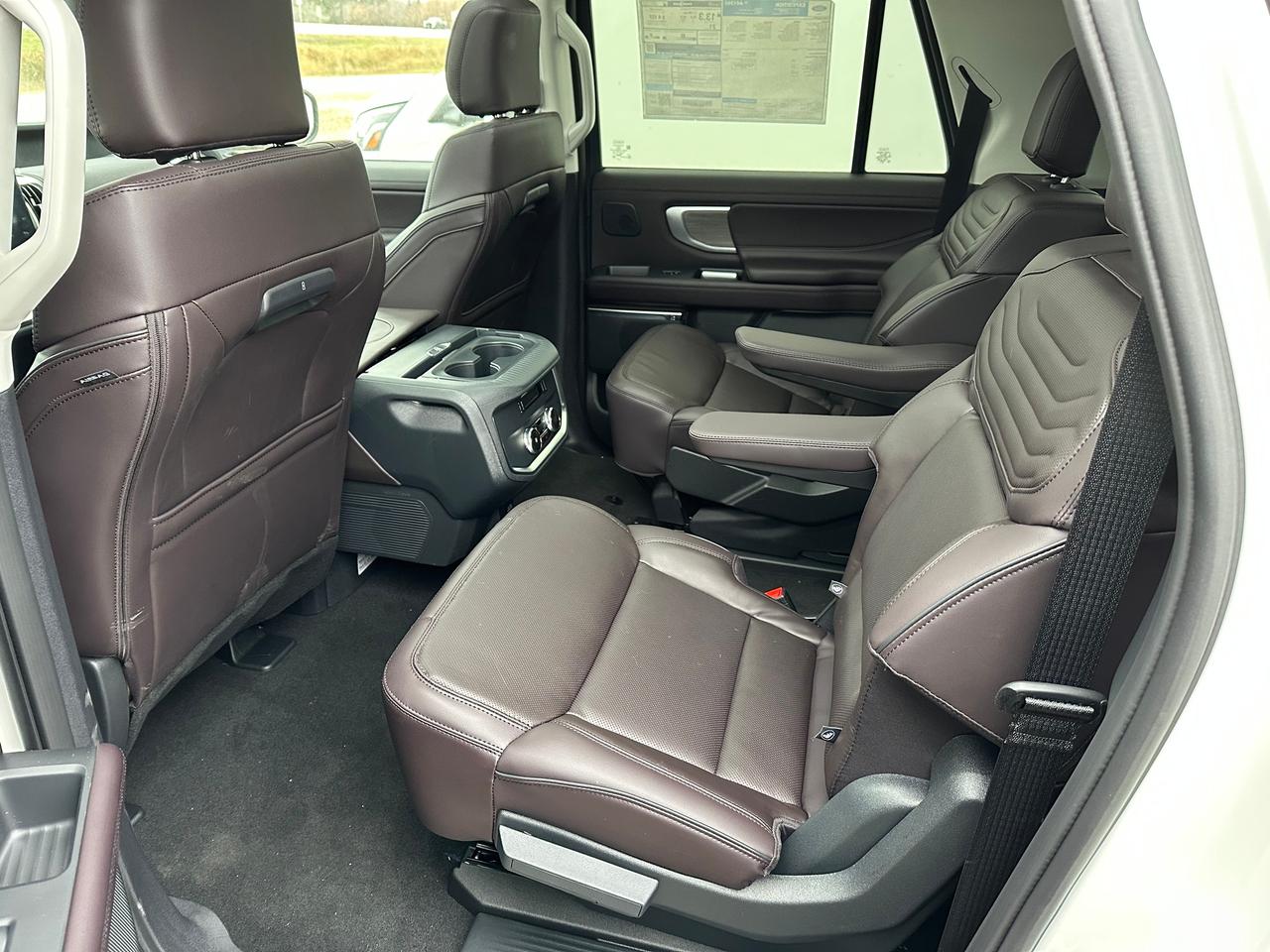 2025 Ford Expedition PLATINUM MAX 4x4 600A Photo5