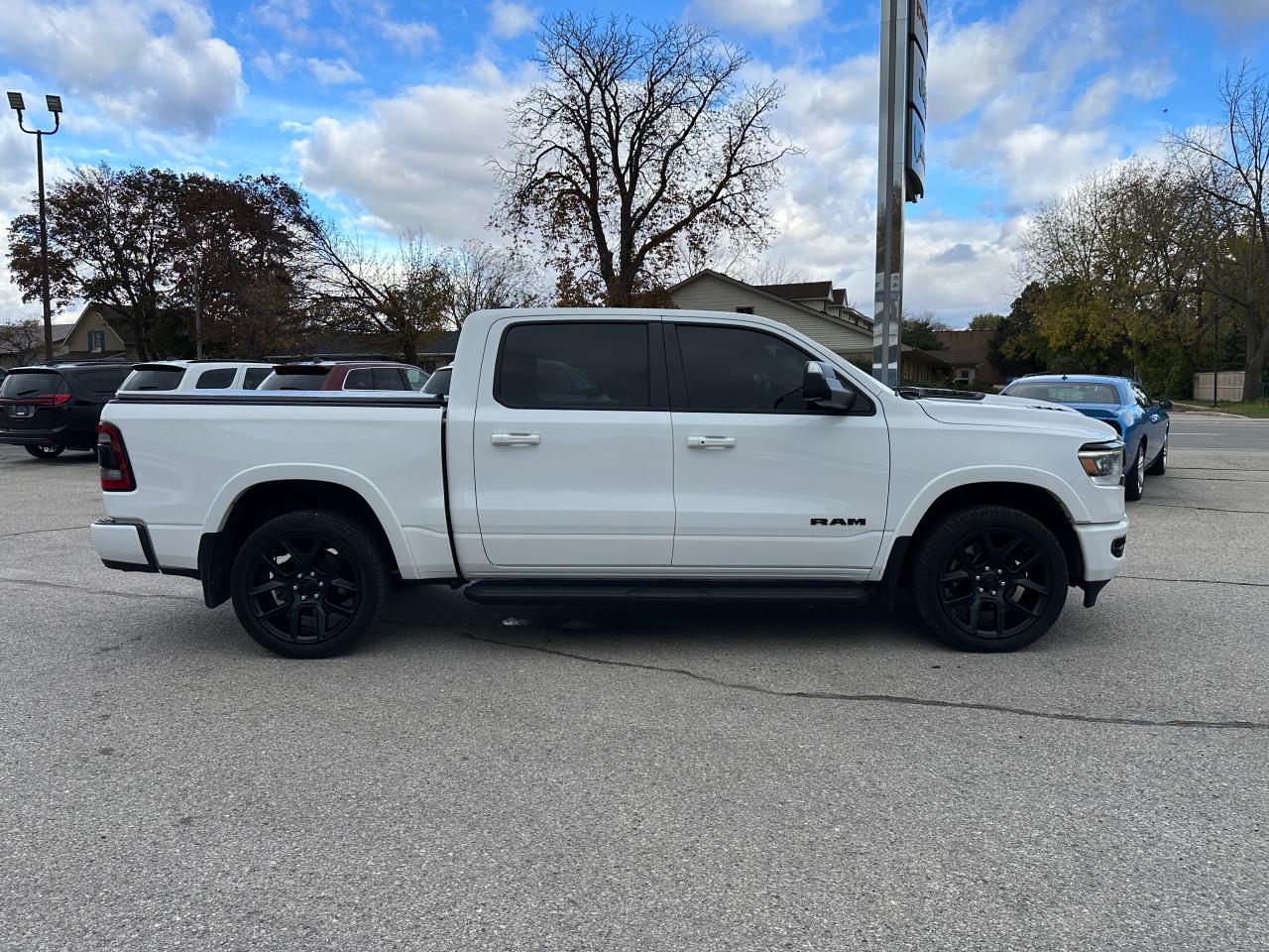 2022 RAM 1500 Laramie Photo3