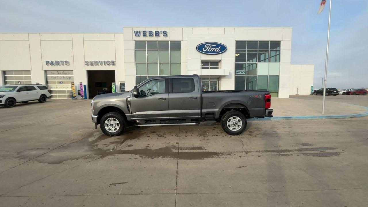 2026 Ford F-350 Super Duty SRW XLT 4WD CREW CAB 6.75' BOX Photo5