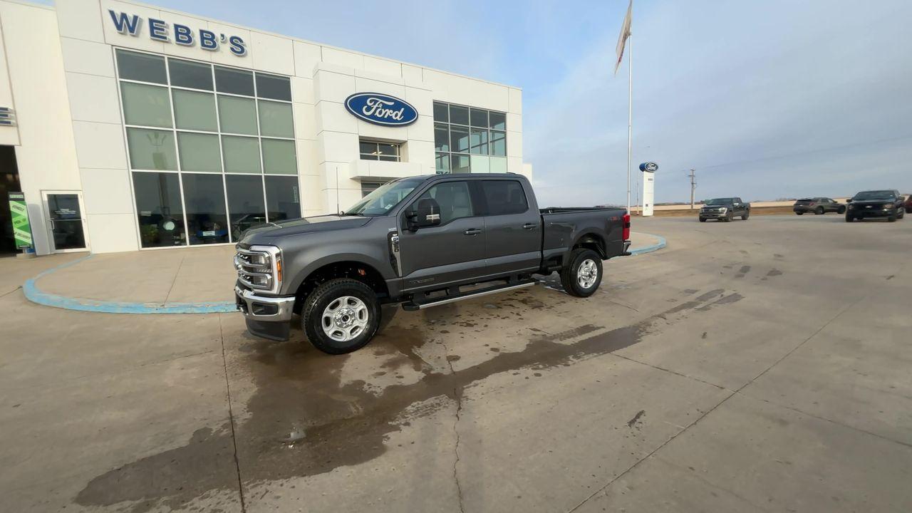 2026 Ford F-350 Super Duty SRW XLT 4WD CREW CAB 6.75' BOX Photo5