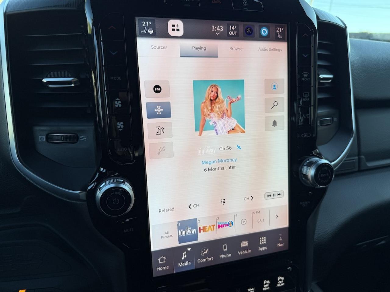 2026 RAM 2500 Big Horn 4x4 Crew Cab 6'4  Box Photo