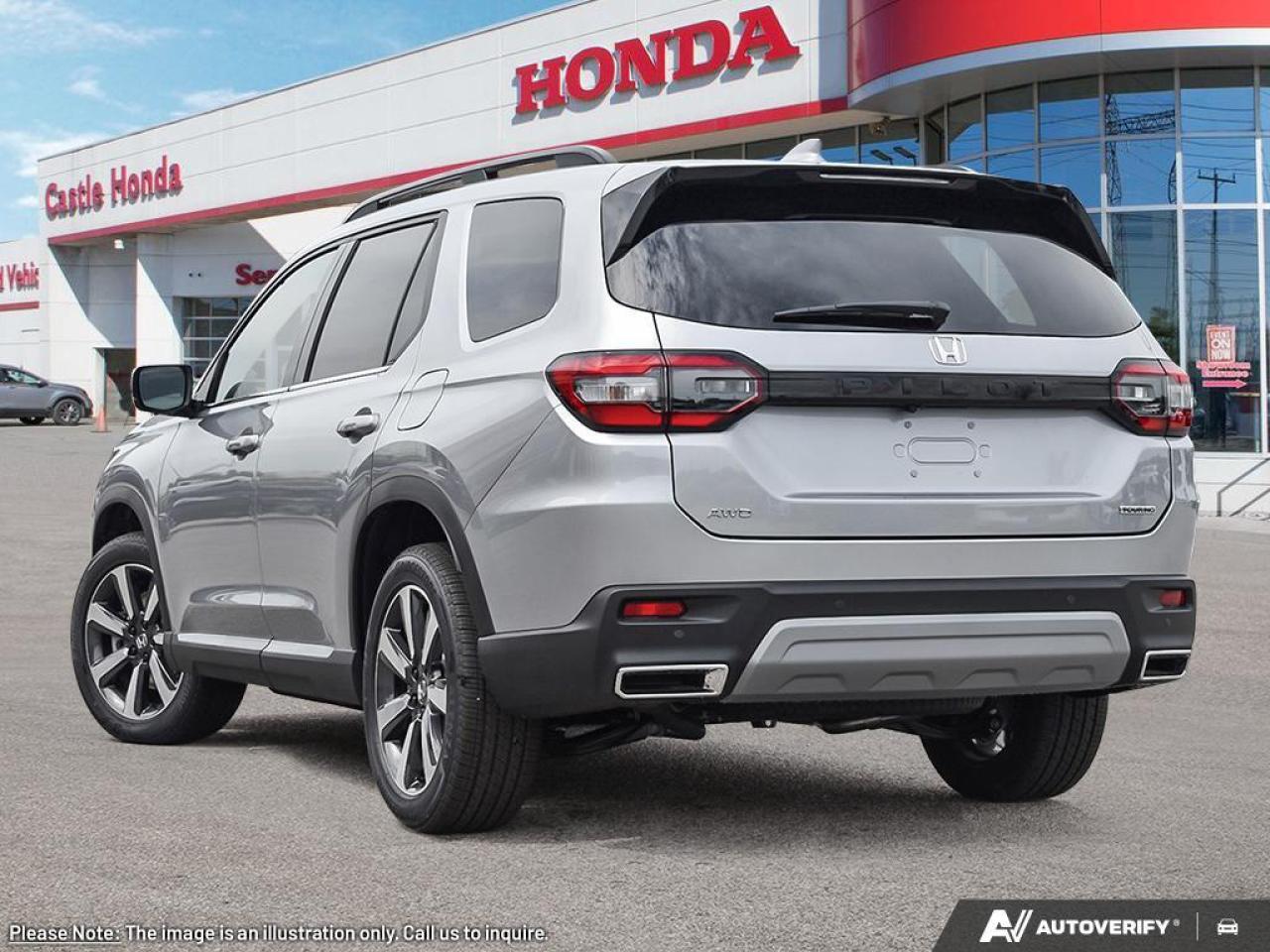 2025 Honda Pilot 4DR AWD TOURING Photo4