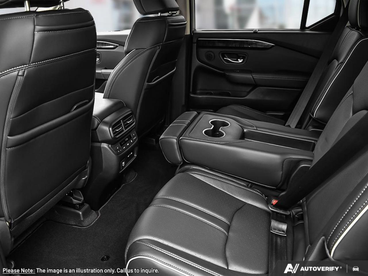 2025 Honda Pilot 4DR AWD TOURING Photo