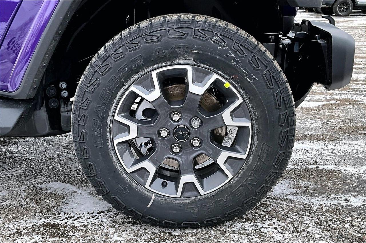 2026 Jeep Wrangler SAHARA 4DR  Sky-Top | Leather | Nav | PURPLE REIGN Photo