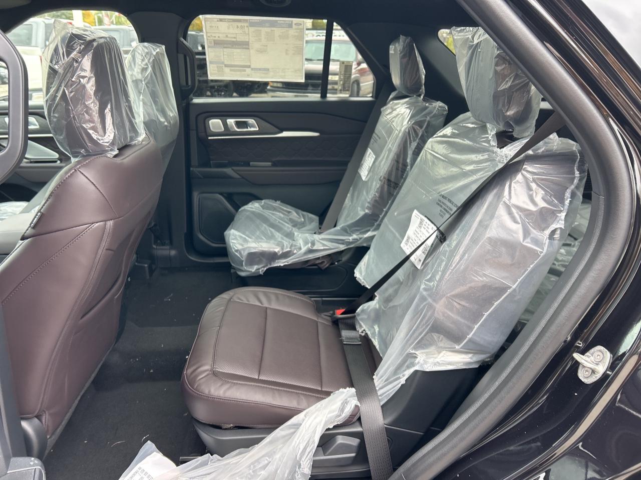 2026 Ford Explorer Platinum Photo