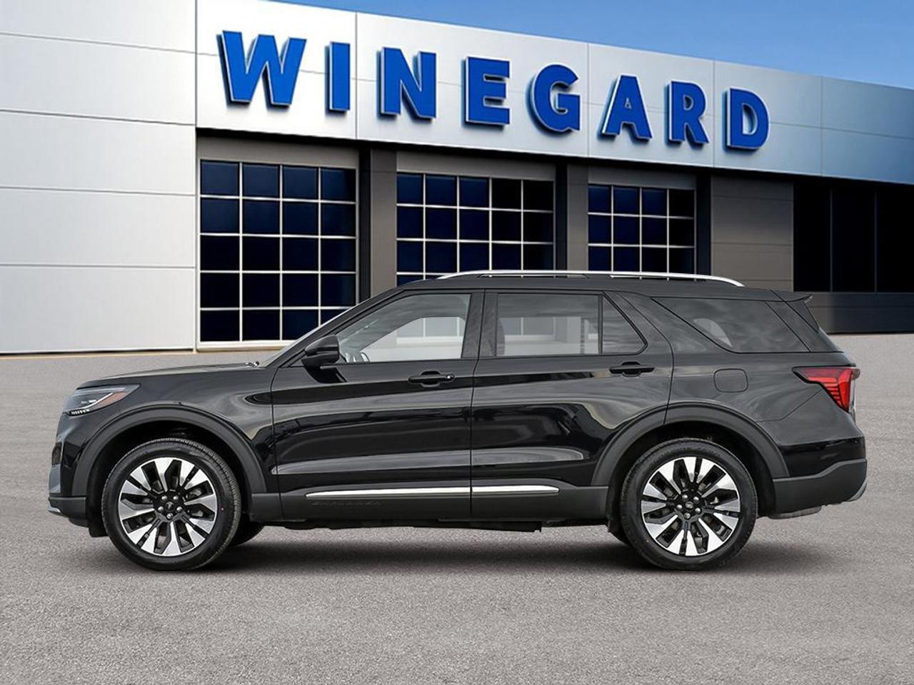 2026 Ford Explorer Platinum Photo2