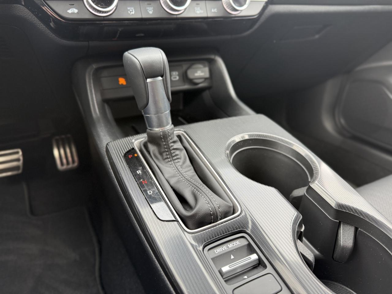 2025 Honda Civic Hybrid Sport Touring eCVT | NAVIGATION | Photo