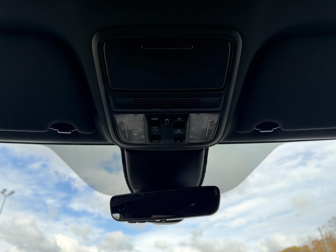 2025 Honda Odyssey Sport-L Auto | DVD PLAYER | REMOTE START | Photo