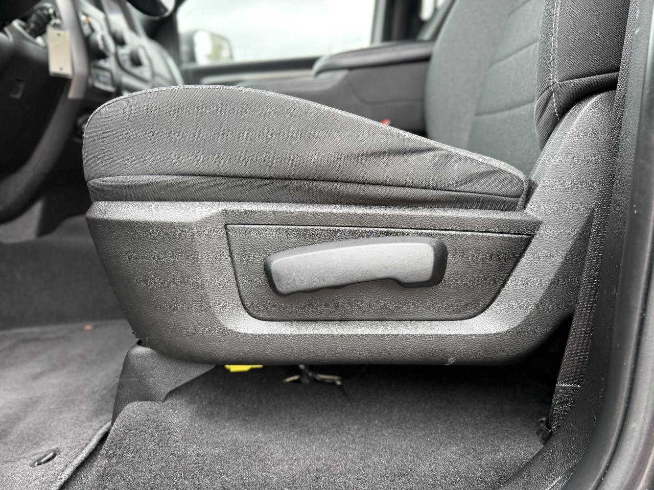 2021 RAM 1500 Classic Warlock 4x4 Crew Cab 5'7  Box  | REMOTE START | Photo