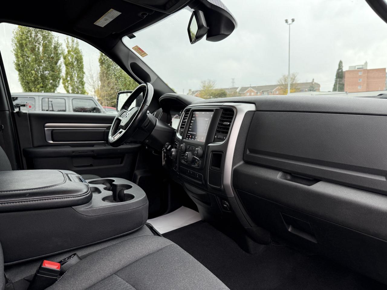 2021 RAM 1500 Classic Warlock 4x4 Crew Cab 5'7  Box  | REMOTE START | Photo