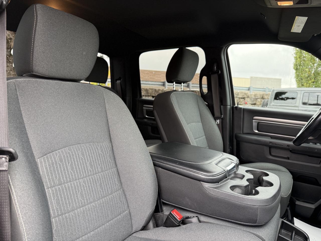 2021 RAM 1500 Classic Warlock 4x4 Crew Cab 5'7  Box  | REMOTE START | Photo