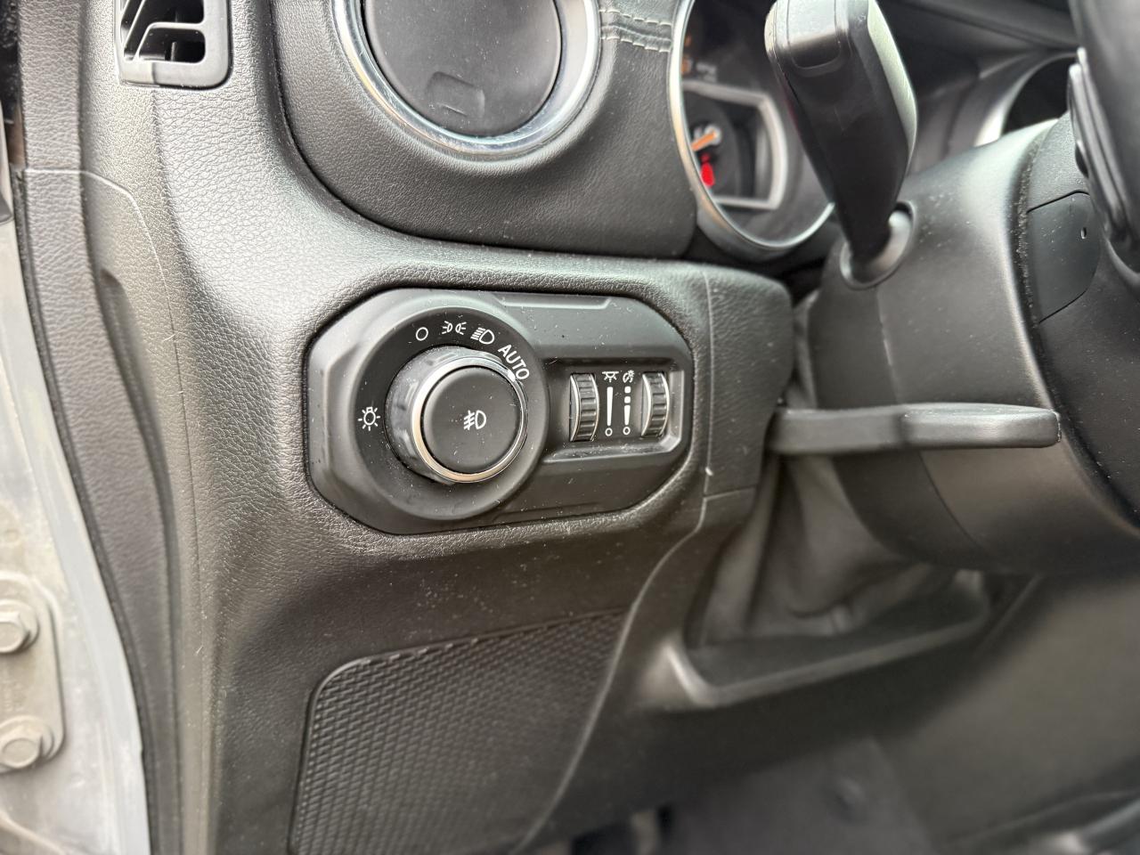 2021 Jeep Wrangler Unlimited Sahara 4x4 | NAVIGATION | REMOTE START | Photo