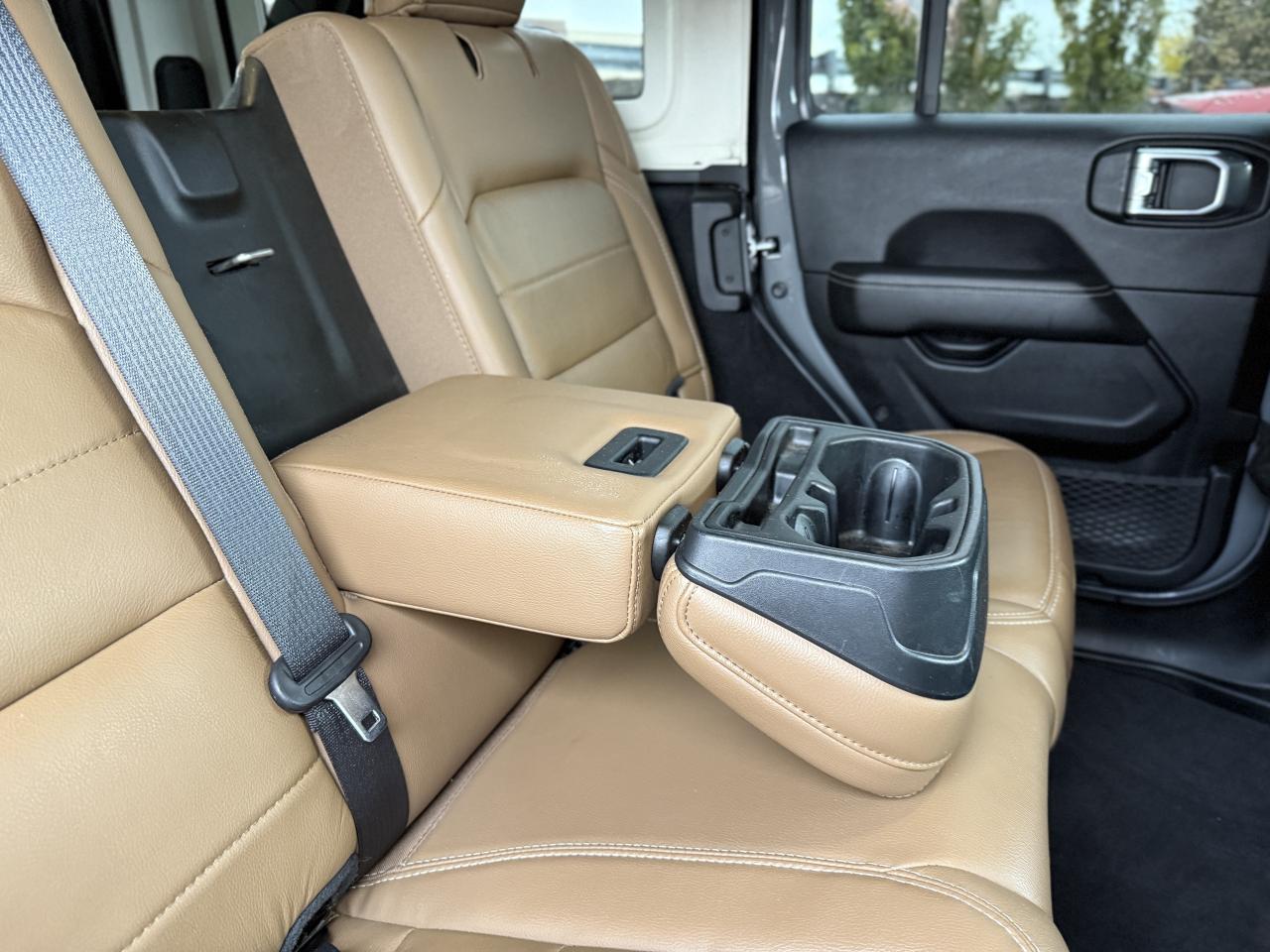 2021 Jeep Wrangler Unlimited Sahara 4x4 | NAVIGATION | REMOTE START | Photo