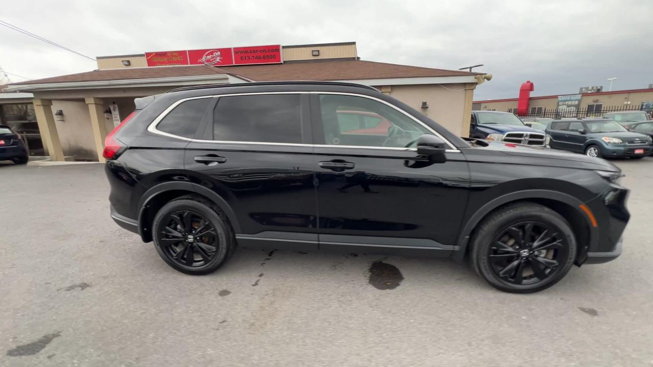 2024 Honda CR-V Hybrid TOURING AWD | HTD LEATHER | SUNROOF | CARPLAY Photo