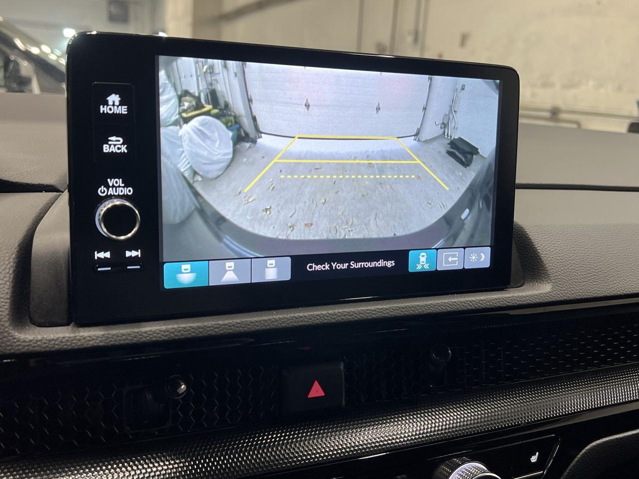 2024 Honda CR-V Hybrid TOURING AWD | HTD LEATHER | SUNROOF | CARPLAY Photo