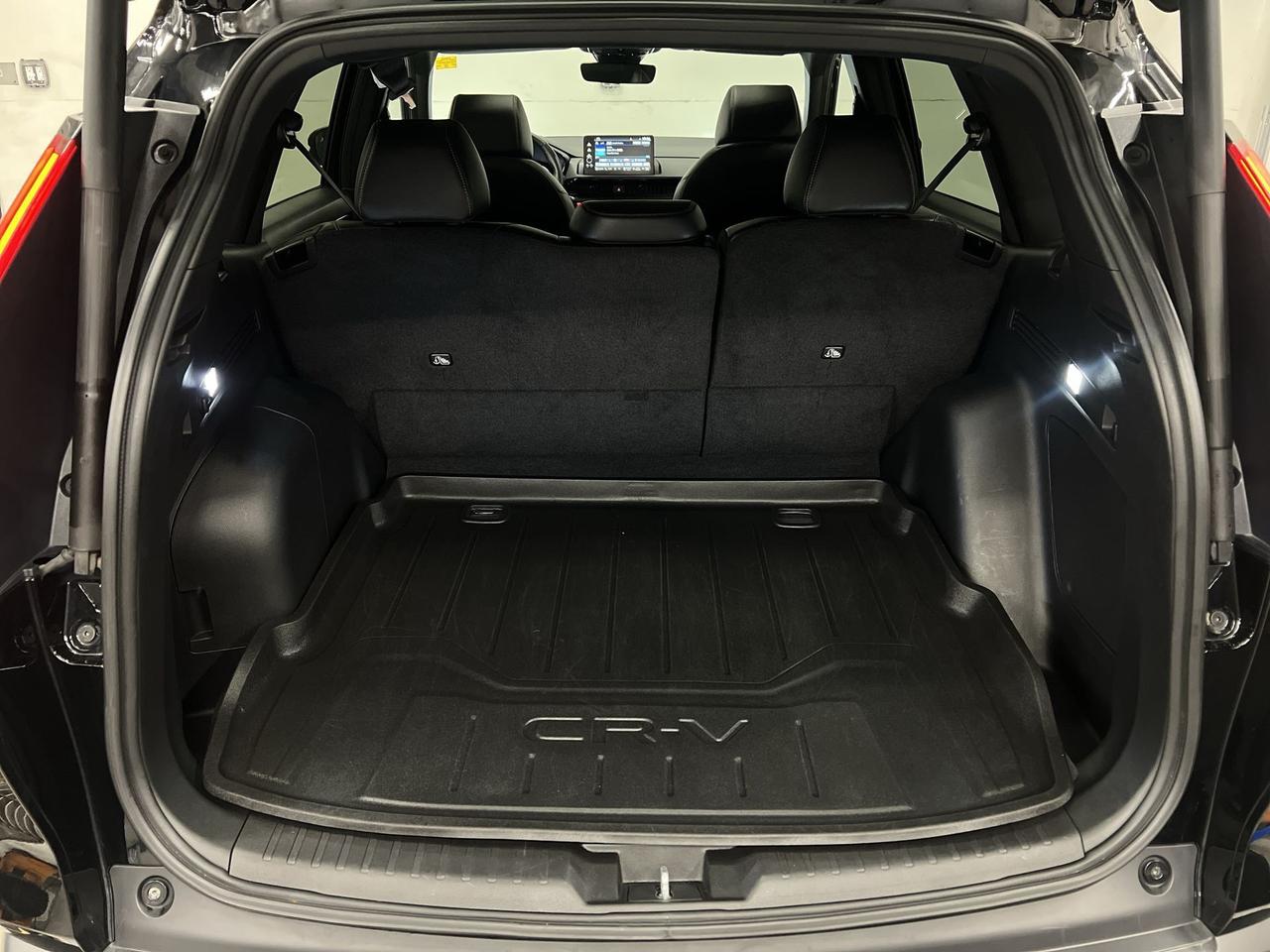 2024 Honda CR-V Hybrid TOURING AWD | HTD LEATHER | SUNROOF | CARPLAY Photo