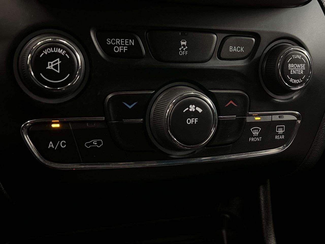2016 Jeep Cherokee SPORT 4X4 | LOW KMS! | HTD SEATS | REMOTE START Photo
