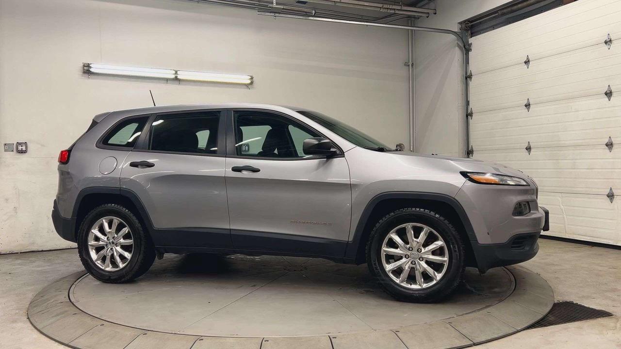 2016 Jeep Cherokee SPORT 4X4 | LOW KMS! | HTD SEATS | REMOTE START Photo5