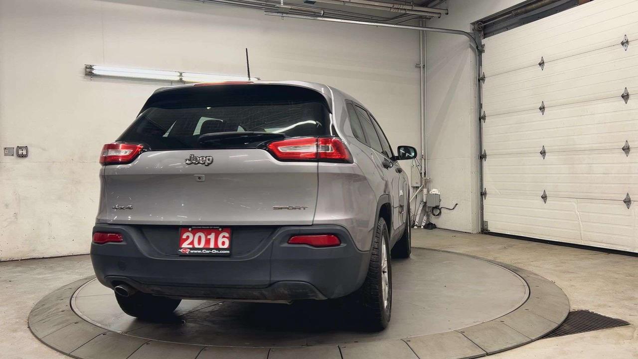 2016 Jeep Cherokee SPORT 4X4 | LOW KMS! | HTD SEATS | REMOTE START Photo