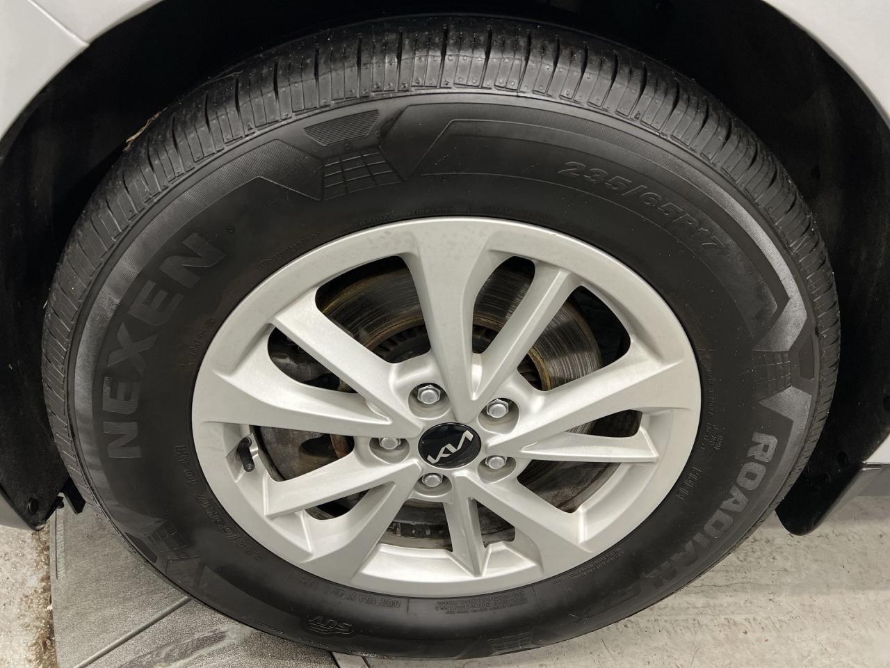 2022 Kia Carnival 8-PASSENGER | CARPLAY | 17IN ALLOYS | BLUETOOTH Photo