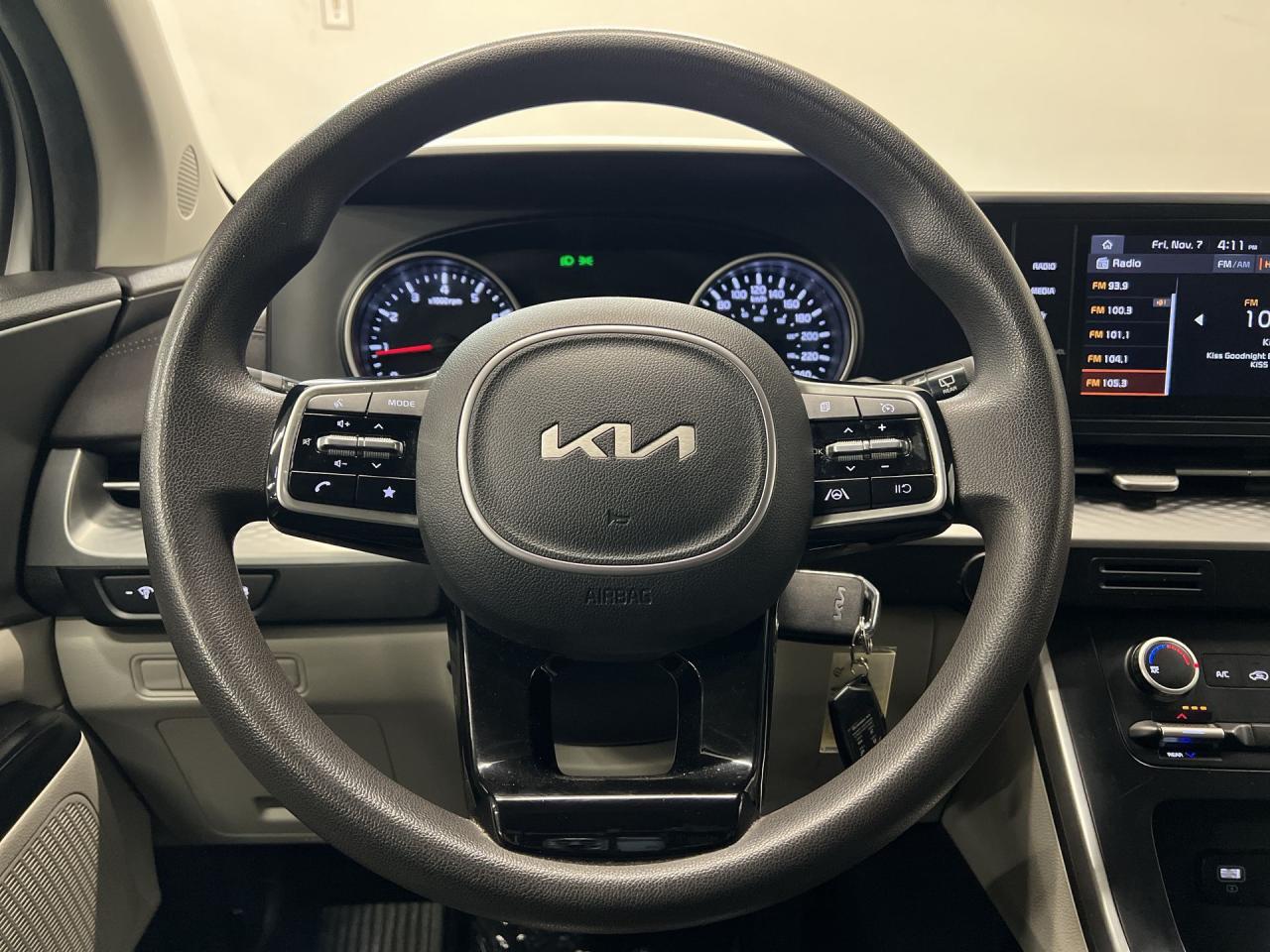 2022 Kia Carnival 8-PASSENGER | CARPLAY | 17IN ALLOYS | BLUETOOTH Photo