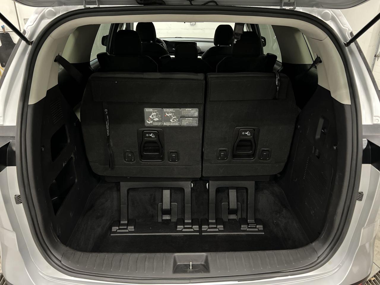 2022 Kia Carnival 8-PASSENGER | CARPLAY | 17IN ALLOYS | BLUETOOTH Photo