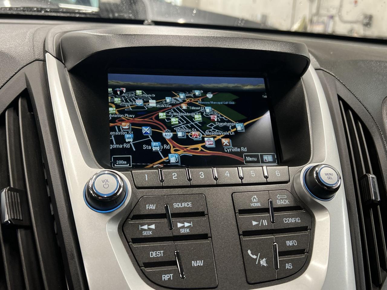 2017 Chevrolet Equinox LT AWD | 301HP 3.6L V6 | SUNROOF | HTD SEATS | NAV Photo3