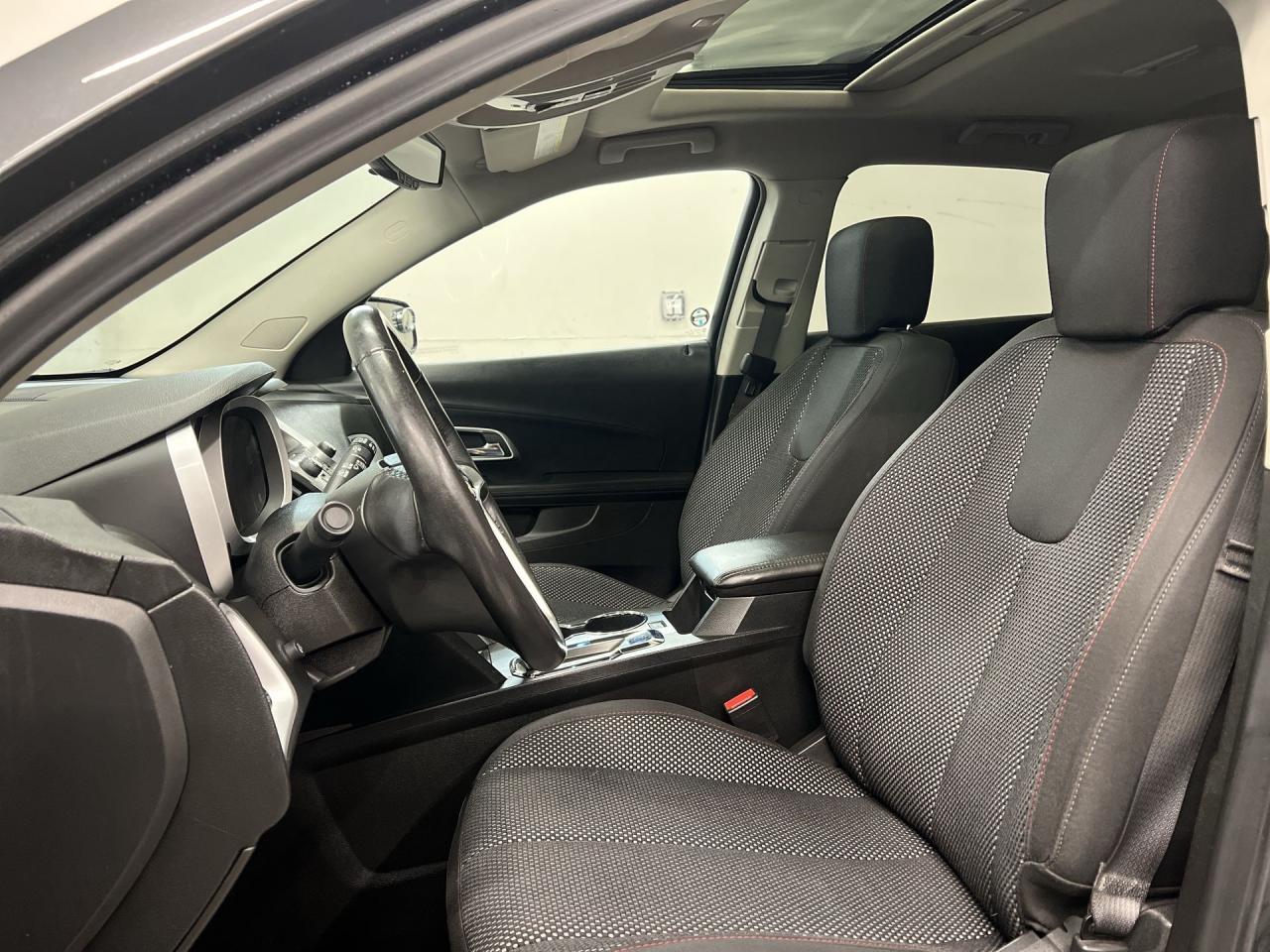 2017 Chevrolet Equinox LT AWD | 301HP 3.6L V6 | SUNROOF | HTD SEATS | NAV Photo