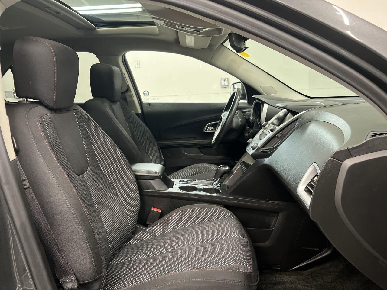 2017 Chevrolet Equinox LT AWD | 301HP 3.6L V6 | SUNROOF | HTD SEATS | NAV Photo