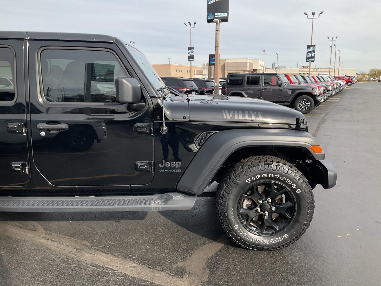 2021 Jeep Wrangler Unlimited WILLYS / TECH PKG / COLD WEATHER PKG Photo3