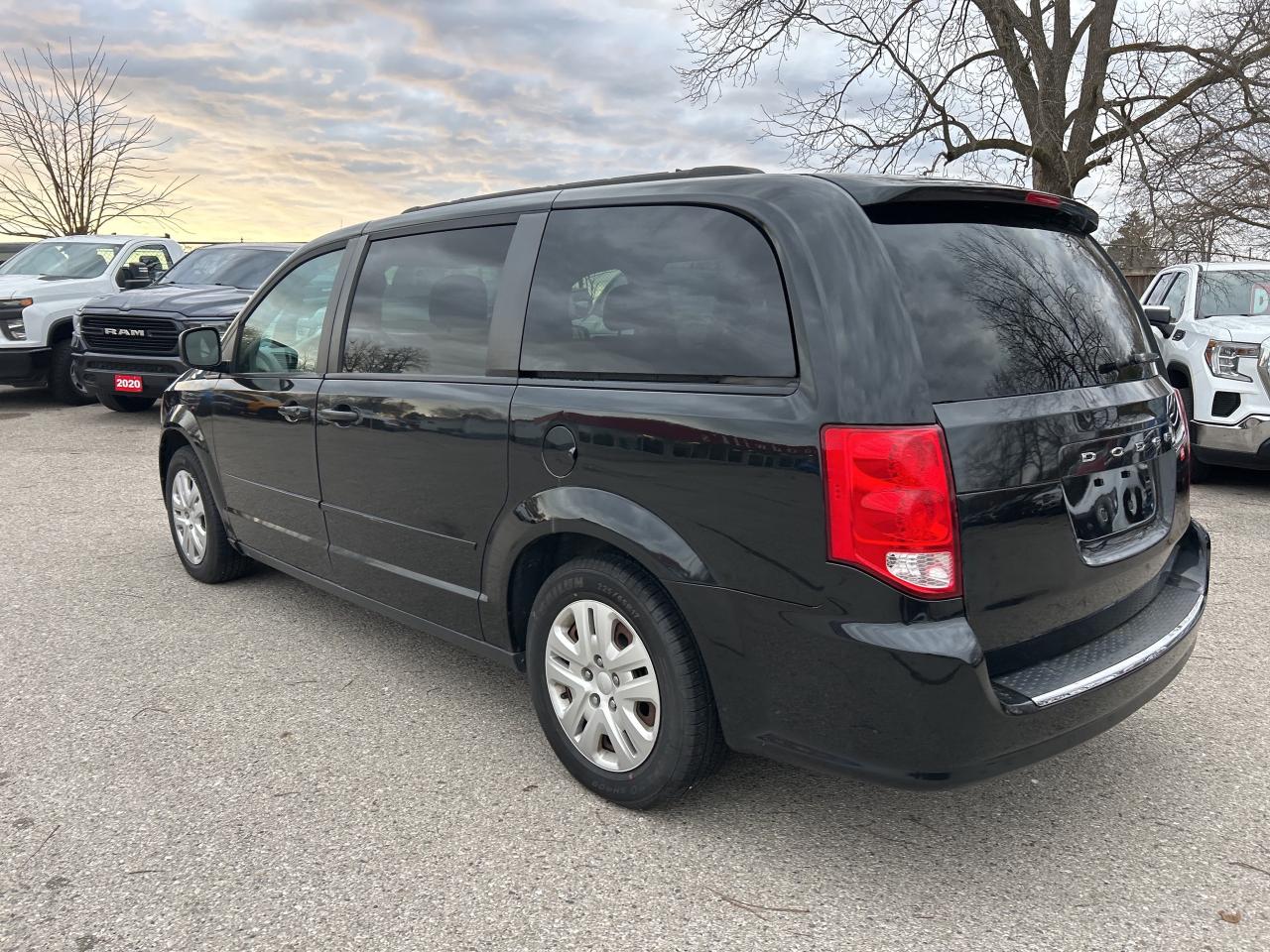 2016 Dodge Grand Caravan SE, QUAD SEATS! - Photo #8