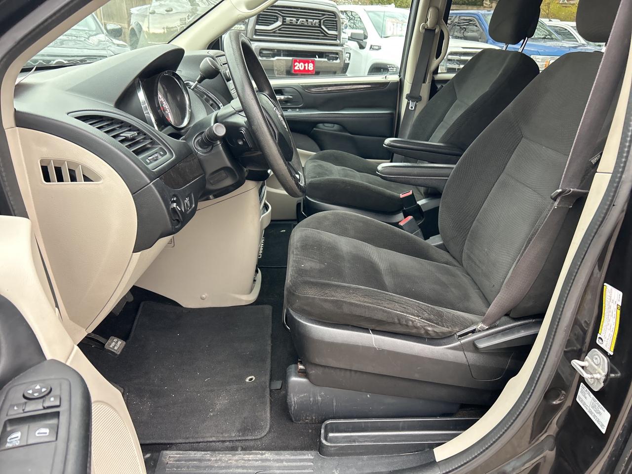 2016 Dodge Grand Caravan SE, QUAD SEATS! - Photo #15