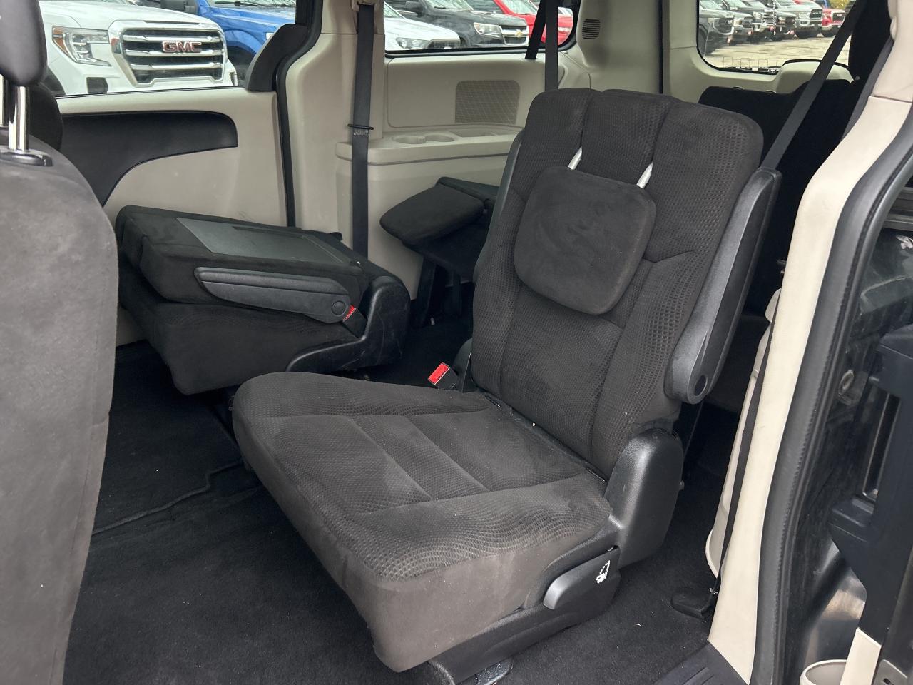 2016 Dodge Grand Caravan SE, QUAD SEATS! - Photo #12