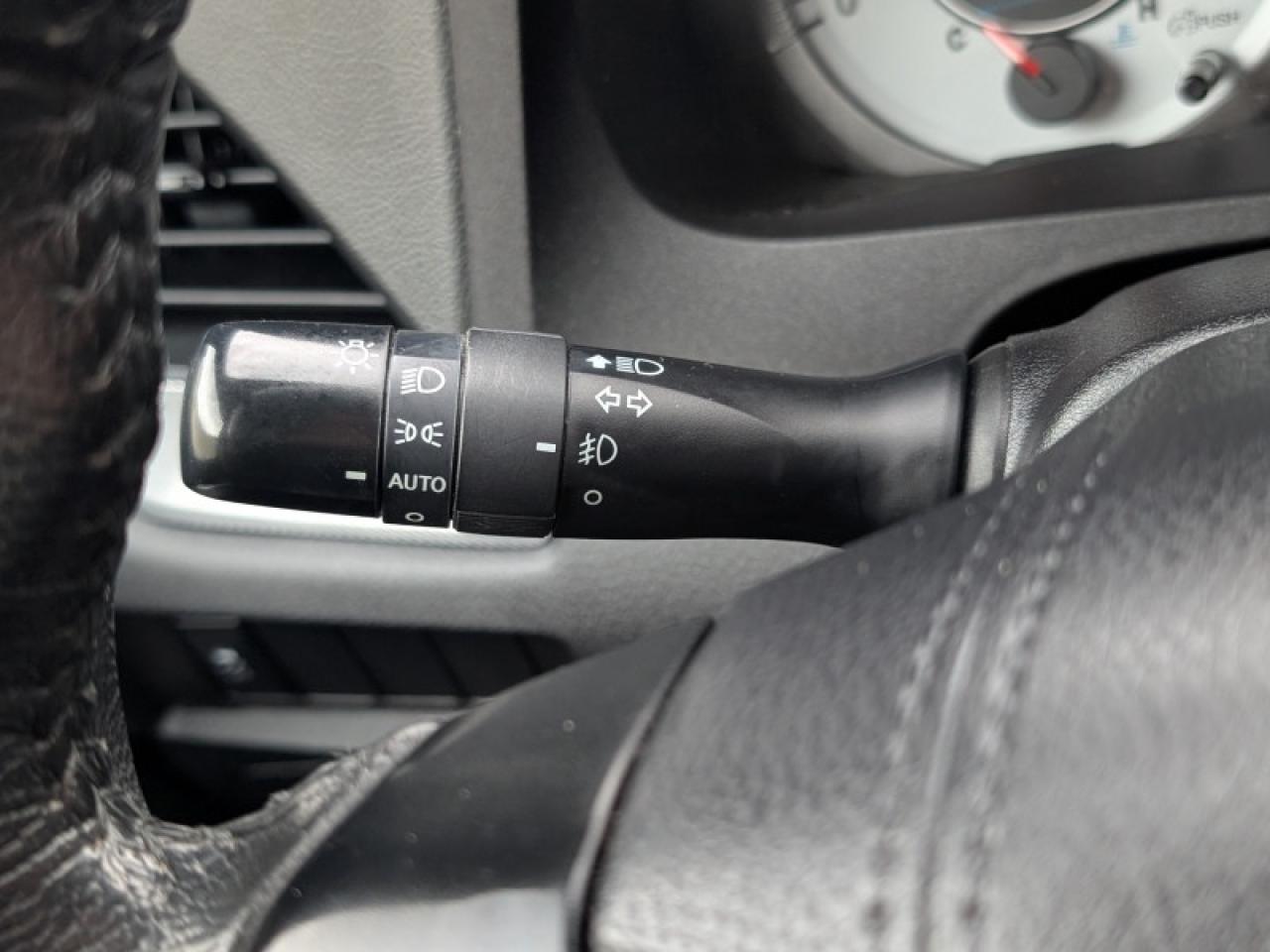 2020 Toyota Sienna SE 8-Passenger  **PWR SLIDERS - 7 PASS** Photo