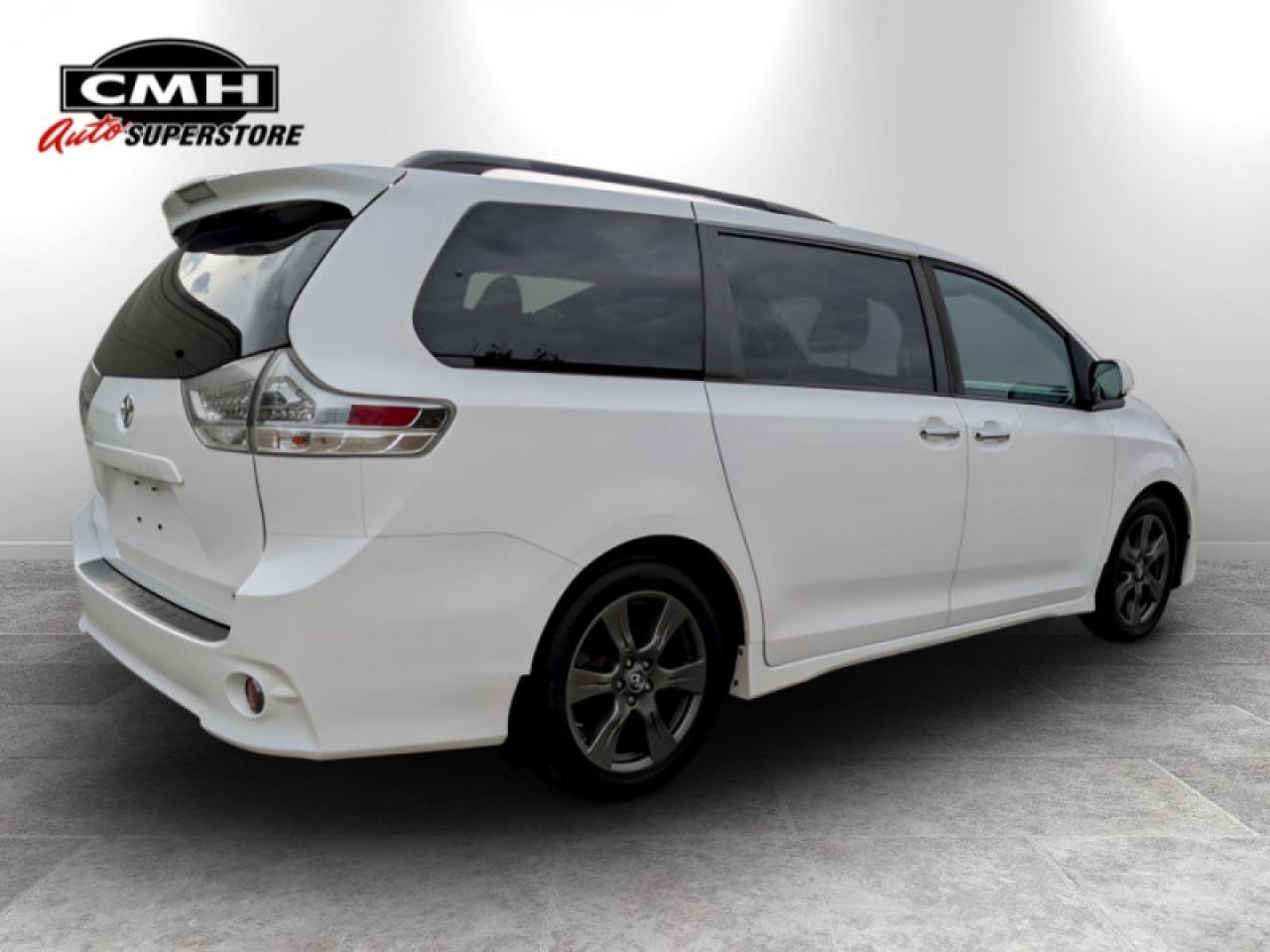 2020 Toyota Sienna SE 8-Passenger  **PWR SLIDERS - 7 PASS** Photo4