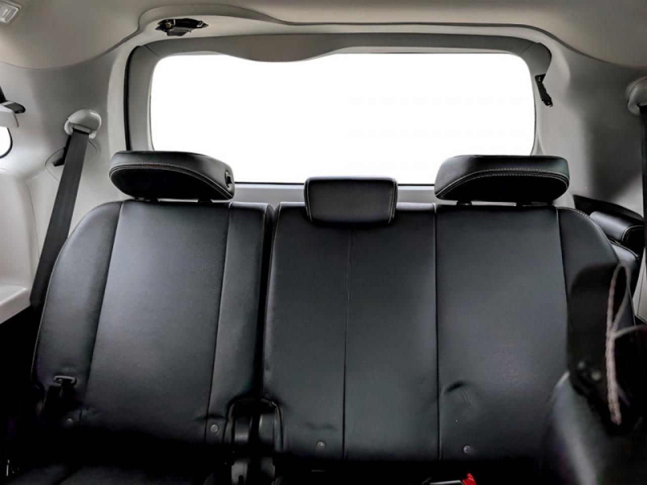 2020 Toyota Sienna SE 8-Passenger  **PWR SLIDERS - 7 PASS** Photo