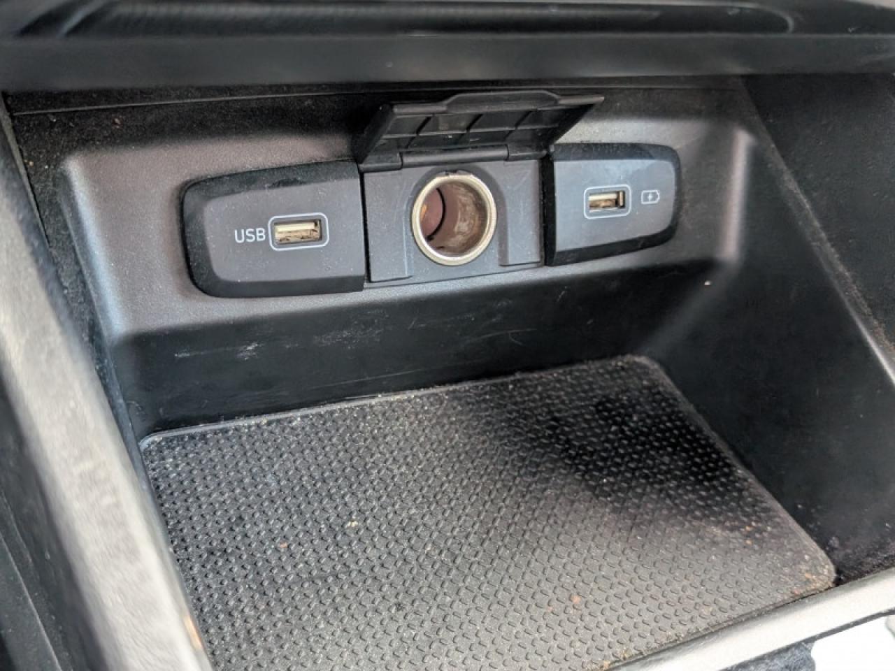 2022 Hyundai Tucson Preferred  **LOW KMS - CLEAN CF** Photo