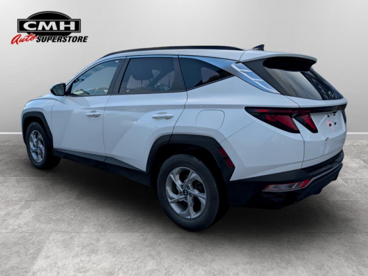 2022 Hyundai Tucson Preferred  **LOW KMS - CLEAN CF** Photo