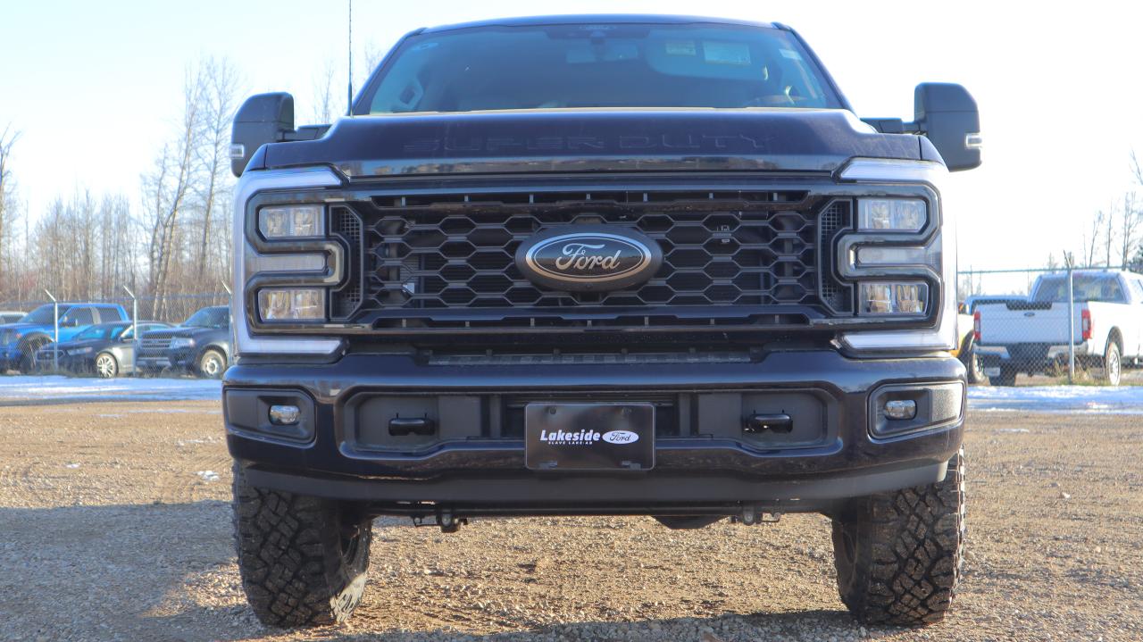 2025 Ford F-350 Super Duty SRW XLT Photo1