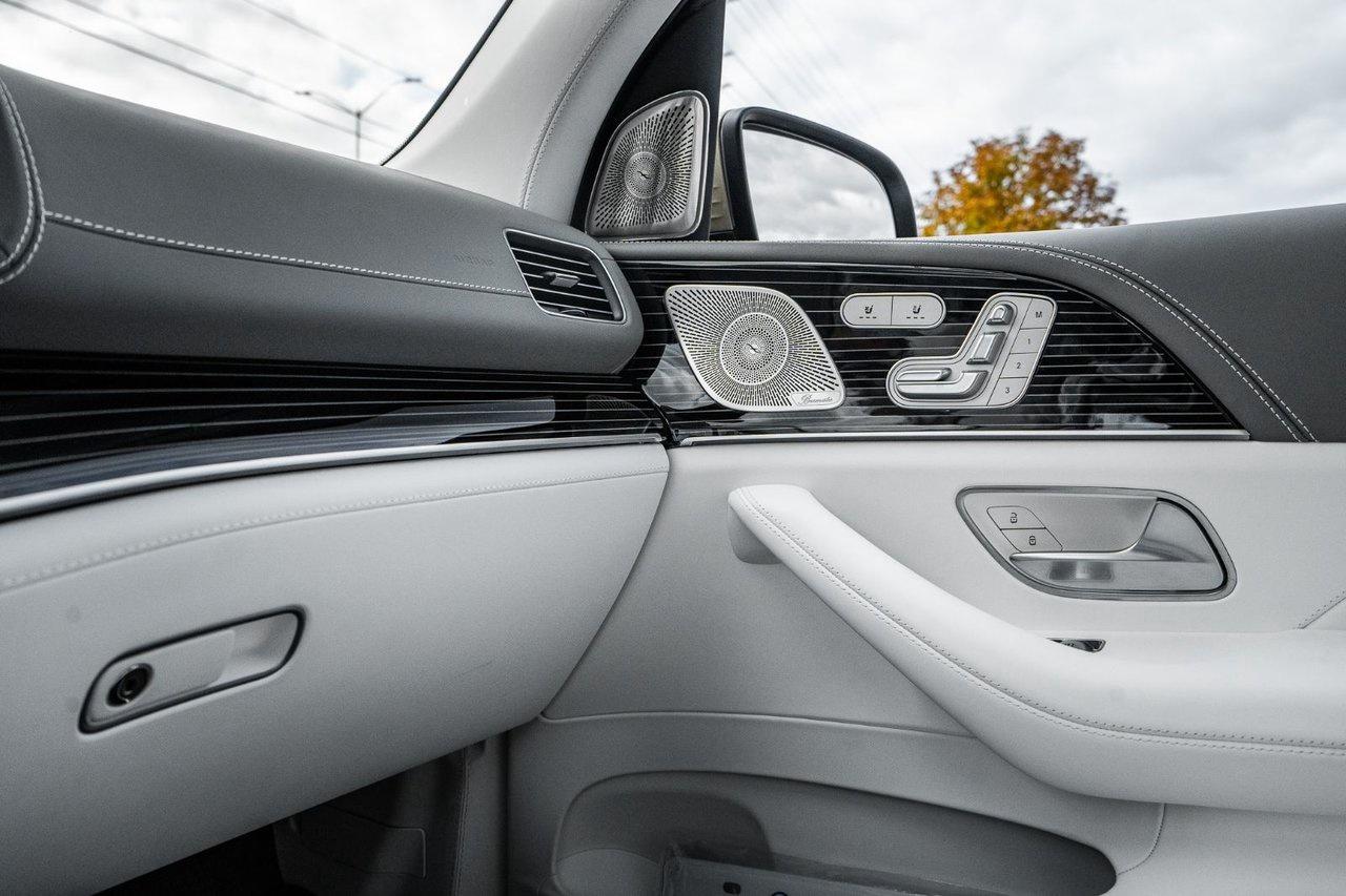 2024 Mercedes-Benz GLS Maybach GLS 600 Photo