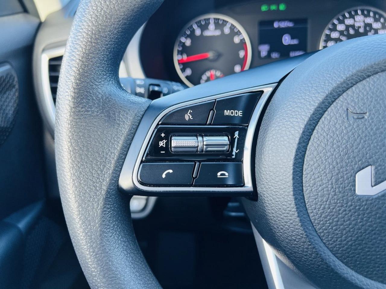 2023 Kia Seltos LX Photo