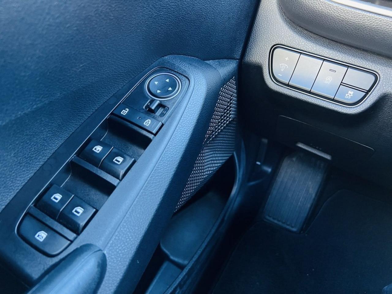 2023 Kia Seltos LX Photo