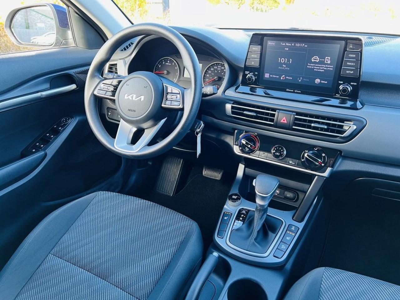 2023 Kia Seltos LX Photo