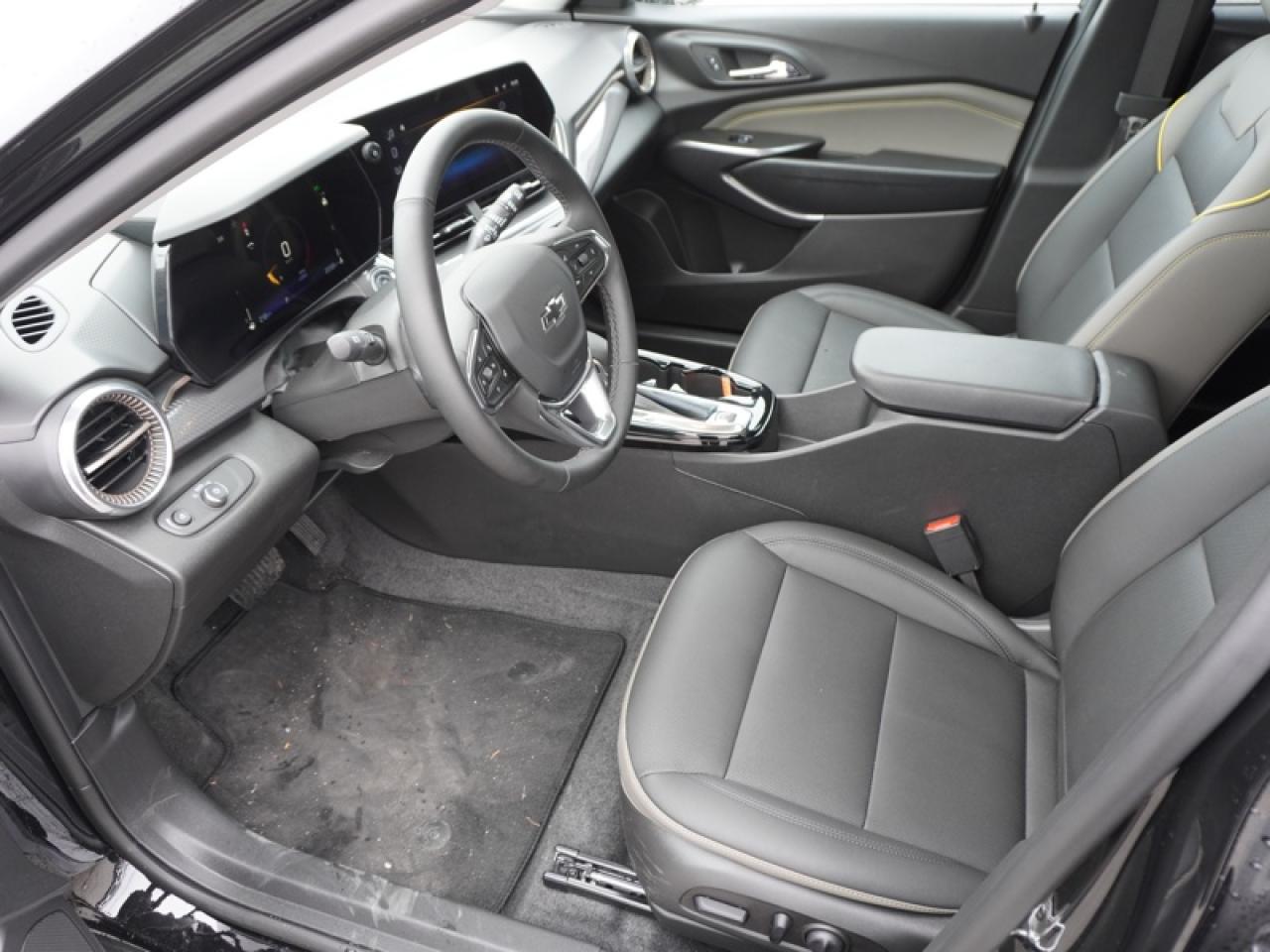 2025 Chevrolet Trax ACTIV  - Leather Seats -  Remote Start Photo