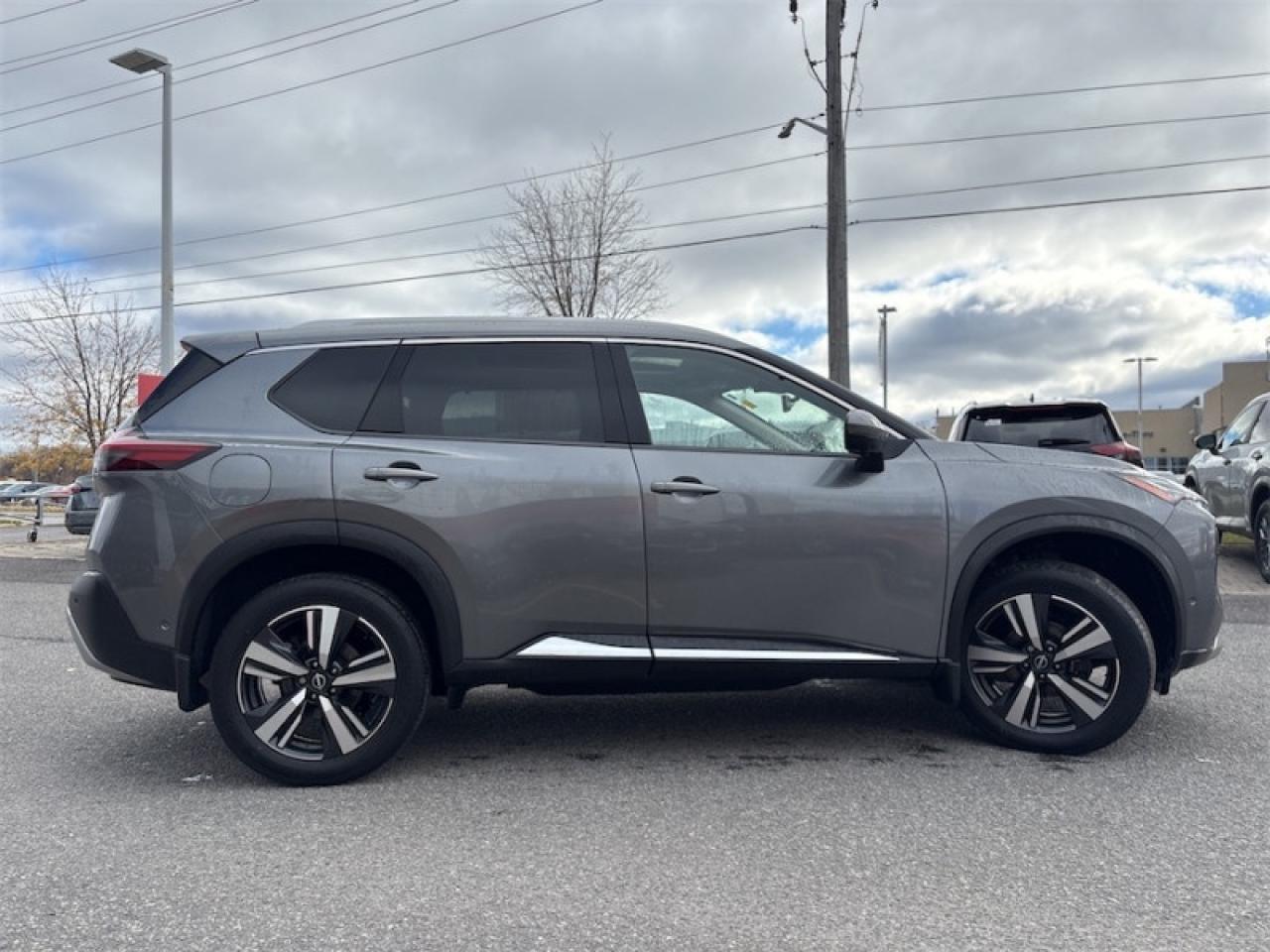 2023 Nissan Rogue Platinum  - Trade-in - Ex-lease Photo