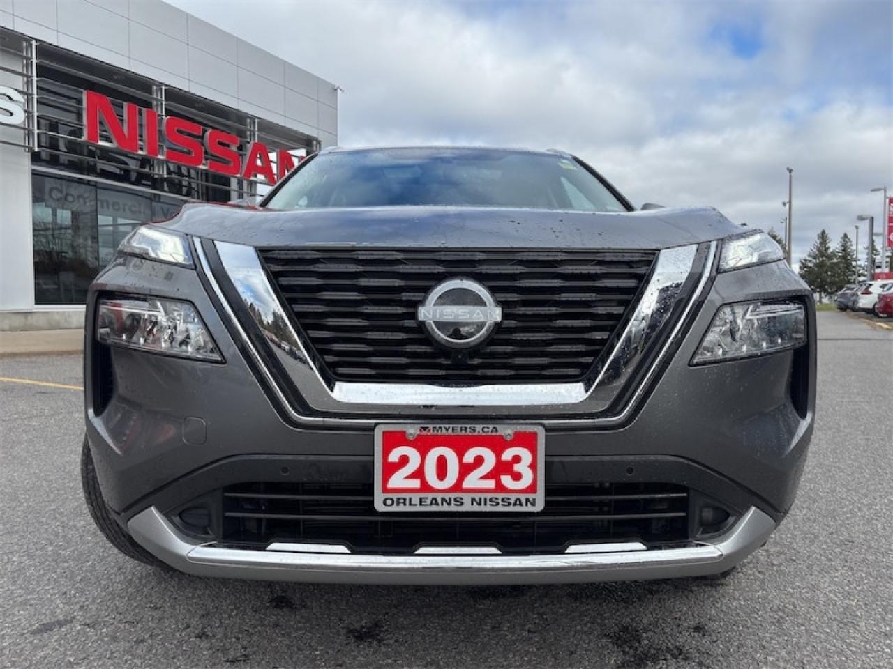 2023 Nissan Rogue Platinum  Lease Return, Clean CARFAX Photo