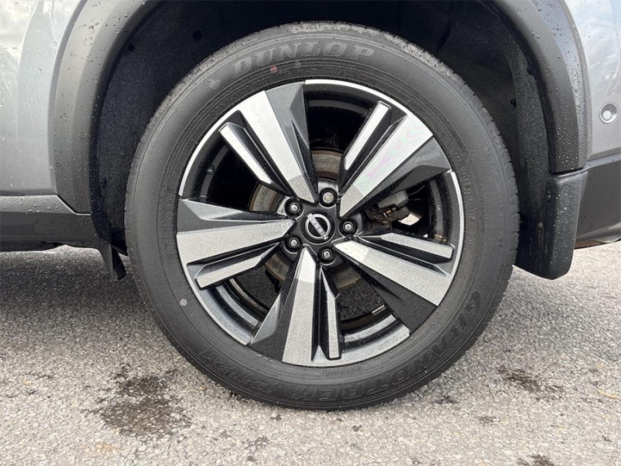 2023 Nissan Rogue Platinum  Lease Return, Clean CARFAX Photo