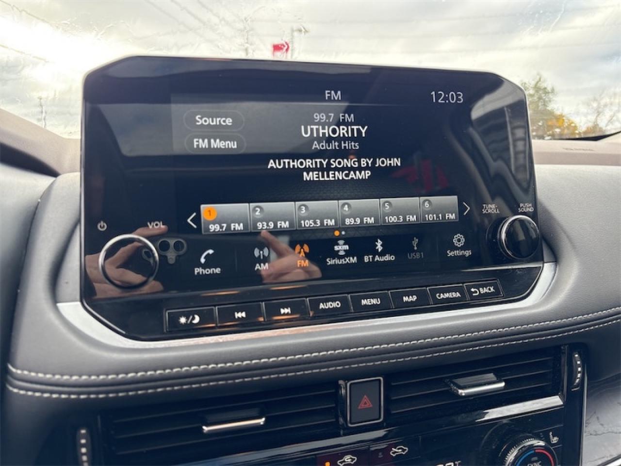 2023 Nissan Rogue Platinum  - Trade-in - Ex-lease Photo