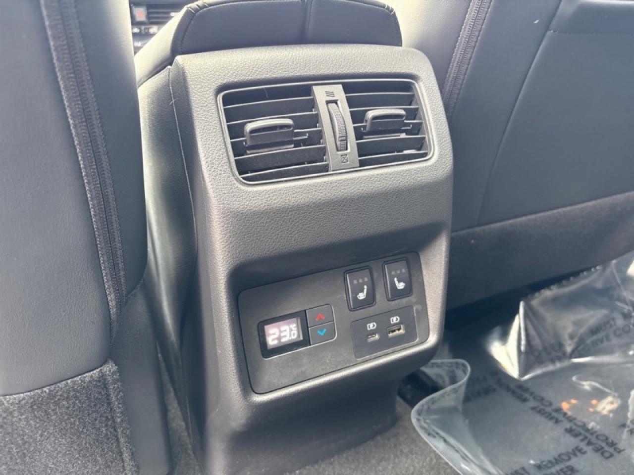 2023 Nissan Rogue Platinum  - Trade-in - Ex-lease Photo